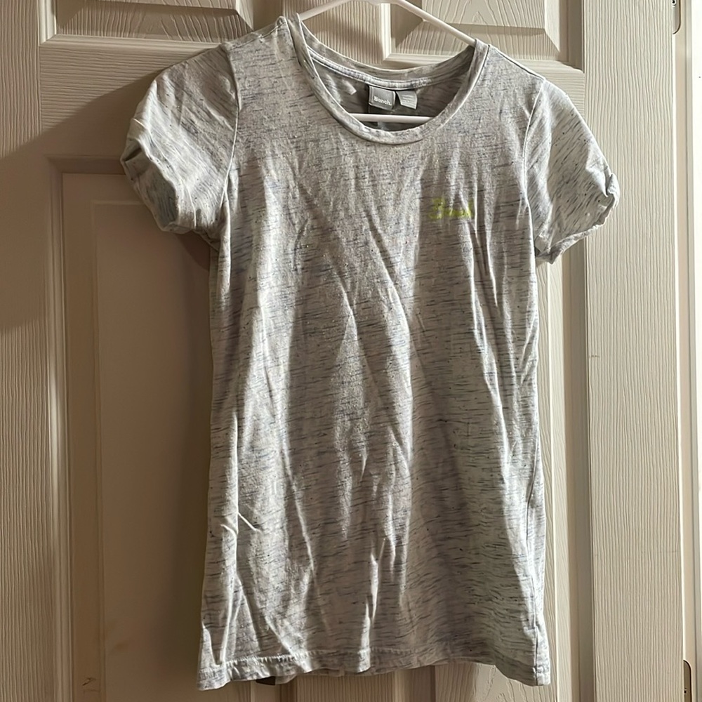 Bench confetti t-shirt